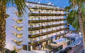 Aparthotel Marinada Salou 2* Spain